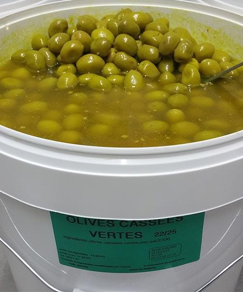 Olives cassées vertes (origine Maroc) - Azur TJ Olives - zoom
